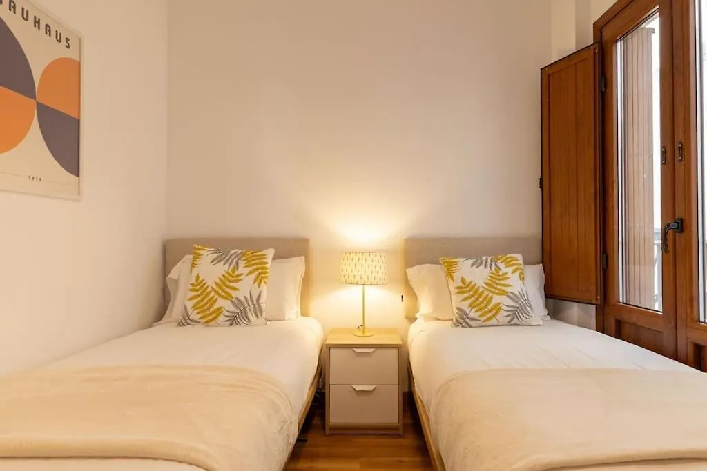 Apartment Santa Catalina City Center Seville Spain